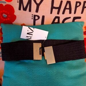 Zara belt size 32